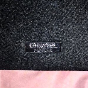 chanel parfums box!